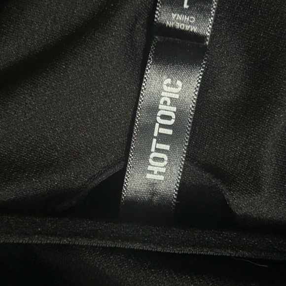 Hot topic Black Off The Shoulder Ruffle Swimsuit - Picture 2 of 5